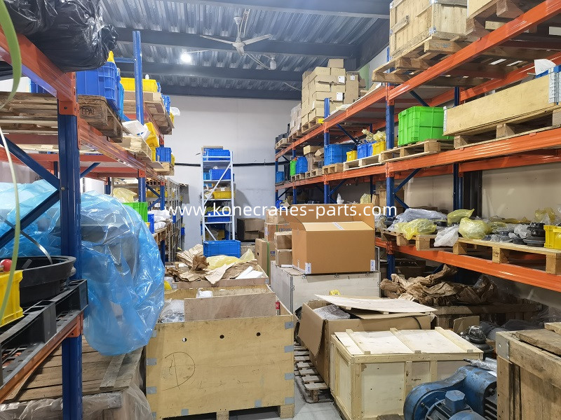 Wearhouse.jpg Wearhouse.jpg